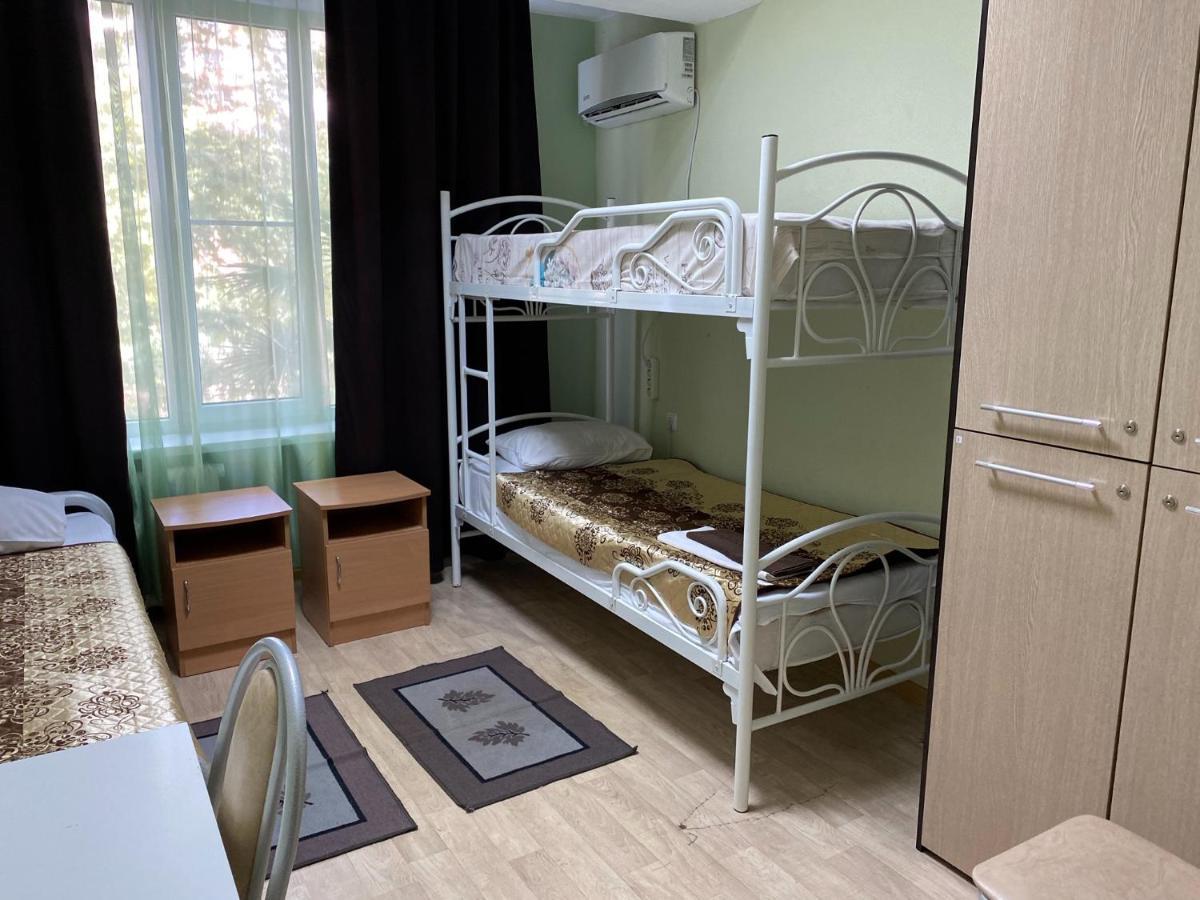 Hostel on Komsomolskaya Sotsji Eksteriør bilde